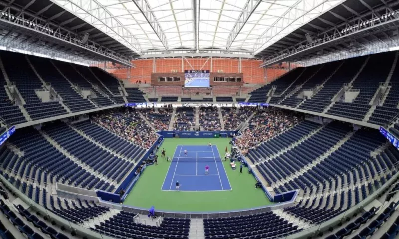Sisätennisstadionin teräsrakenteet