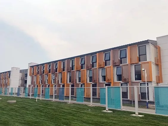 Esivalmistettu siirrettävä modulaarinen esivalmistettu konttitalo