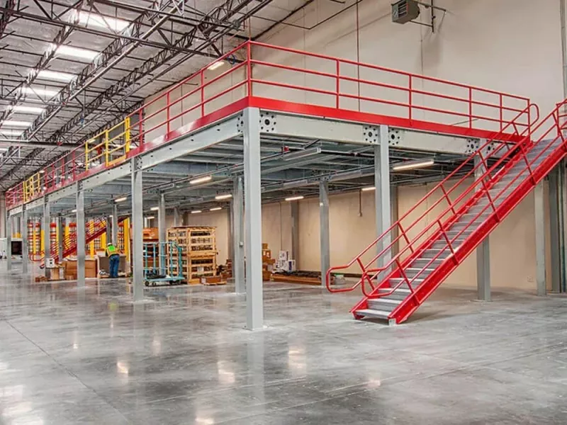 Teräsrakenne Mezzanine
